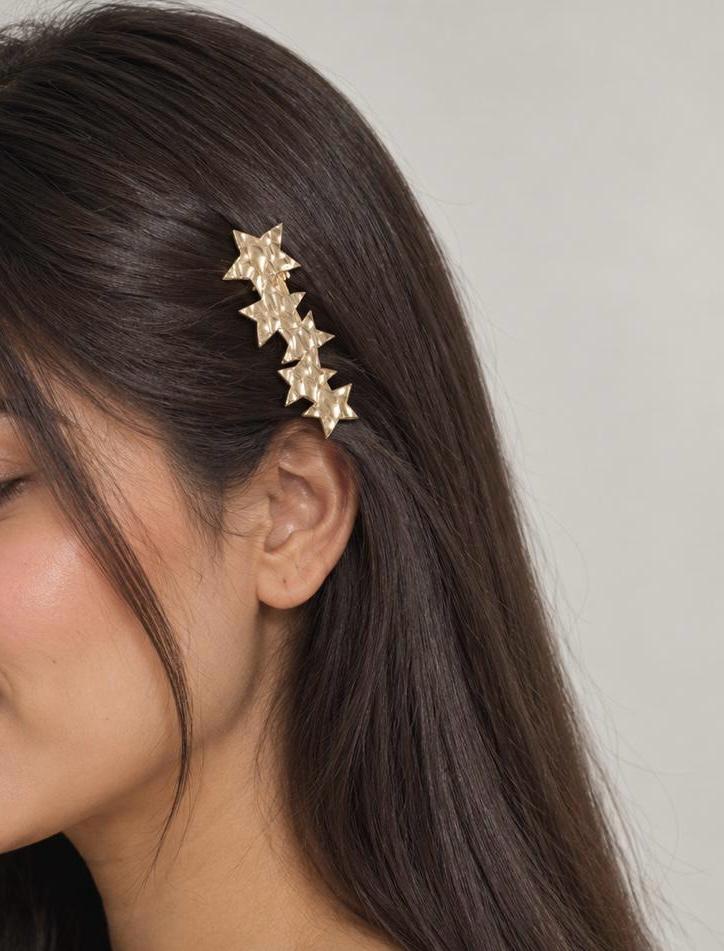 Hammered Star Row Hairpin