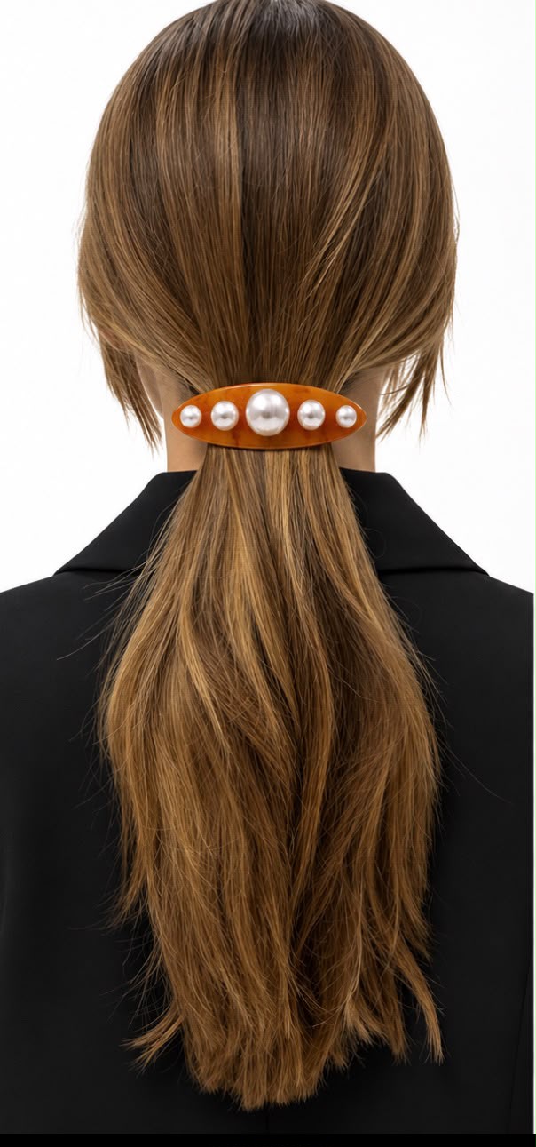Pearl Oval Hair Clip