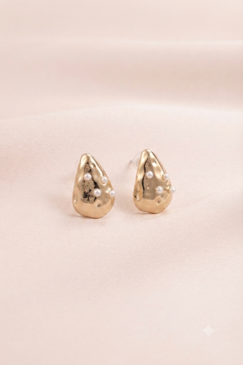 Pearl Studded Teardrop Stud Earring