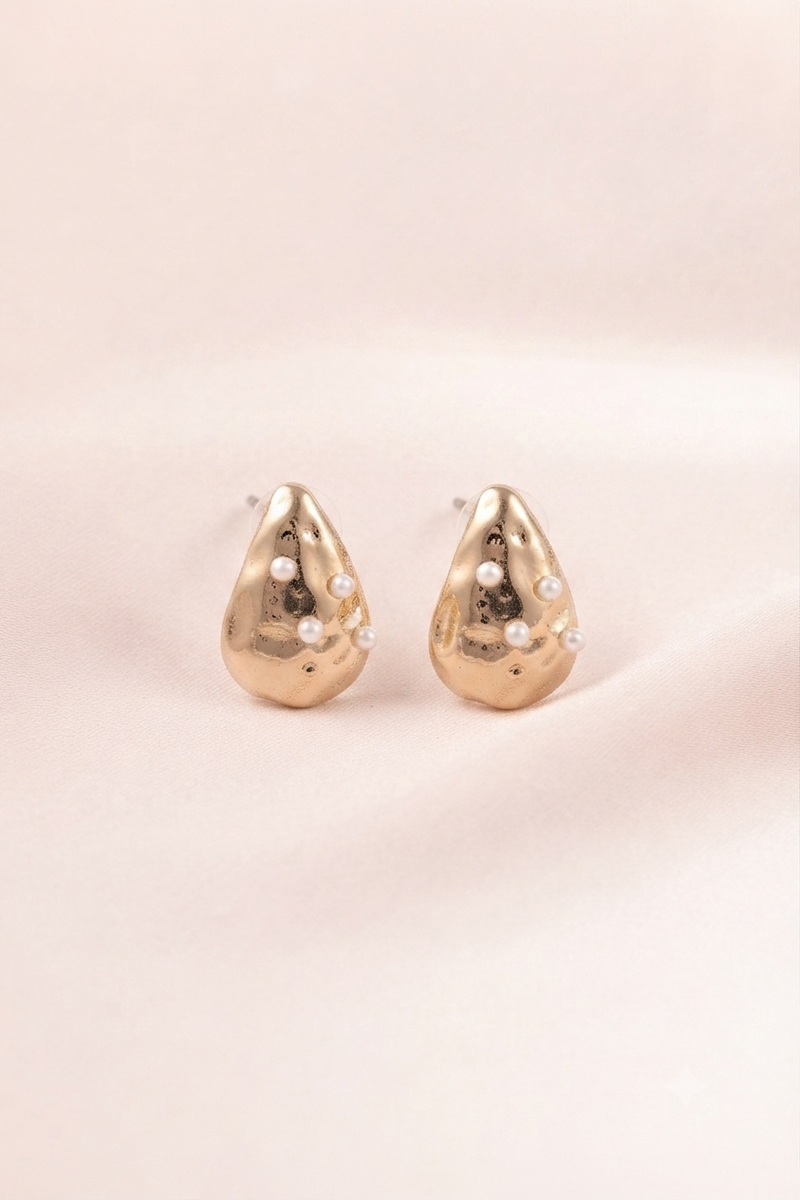 Pearl Studded Teardrop Stud Earring
