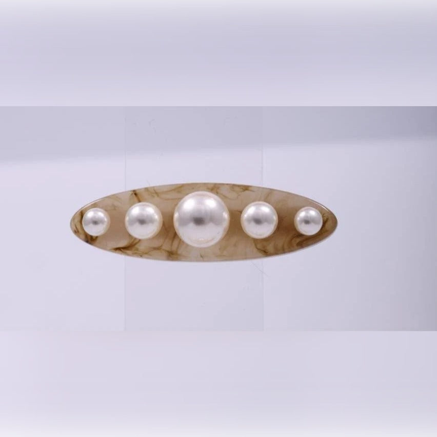 Pearl Oval Hair Clip | Vybe Global Store - Image 4