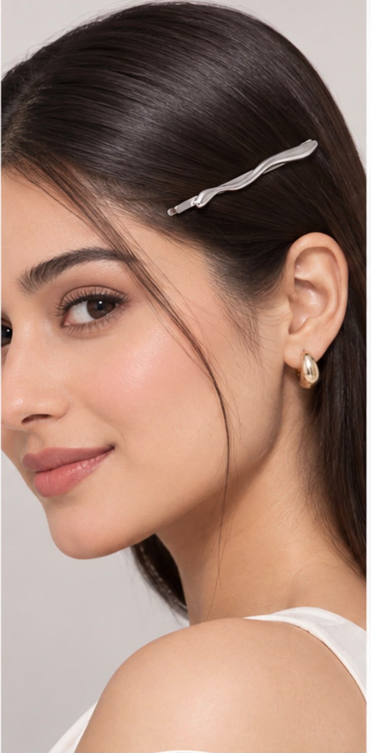 Wavy Metallic Hair Pin