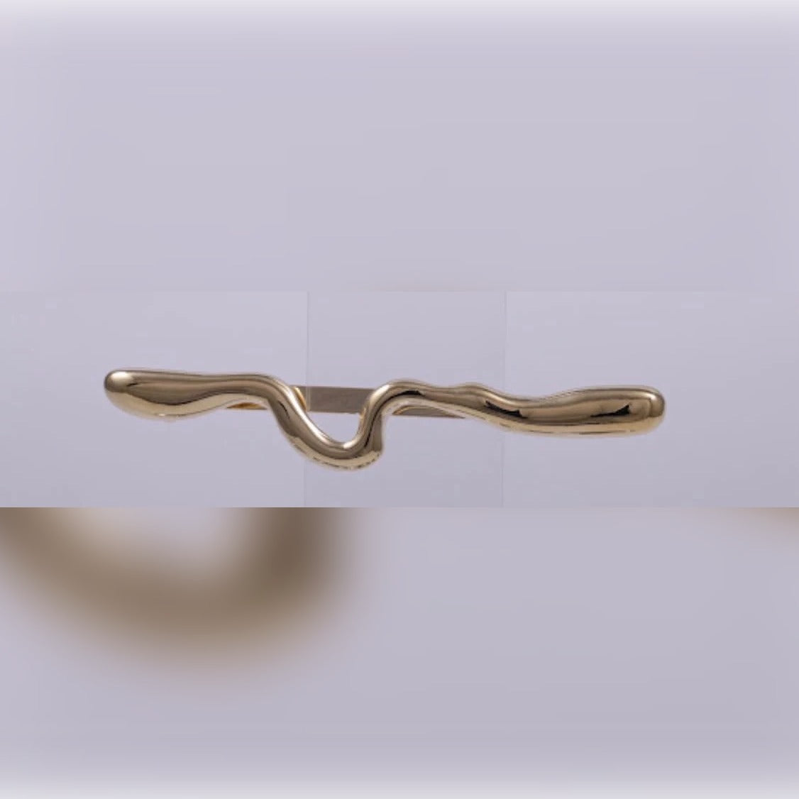 Sculptural Wavy Metallic Barrette | Vybe Global Store - Image 3