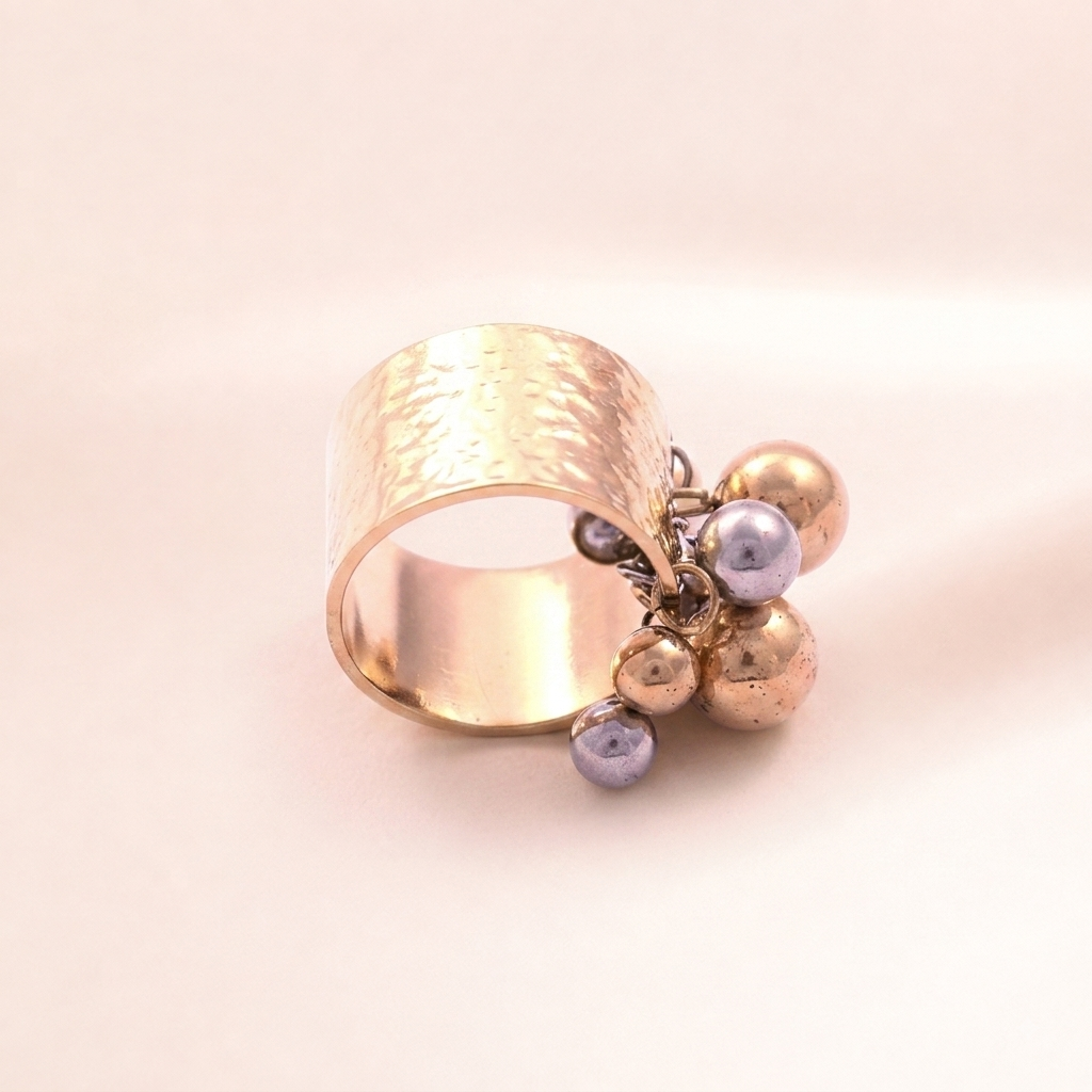 Orbit Cluster Ring