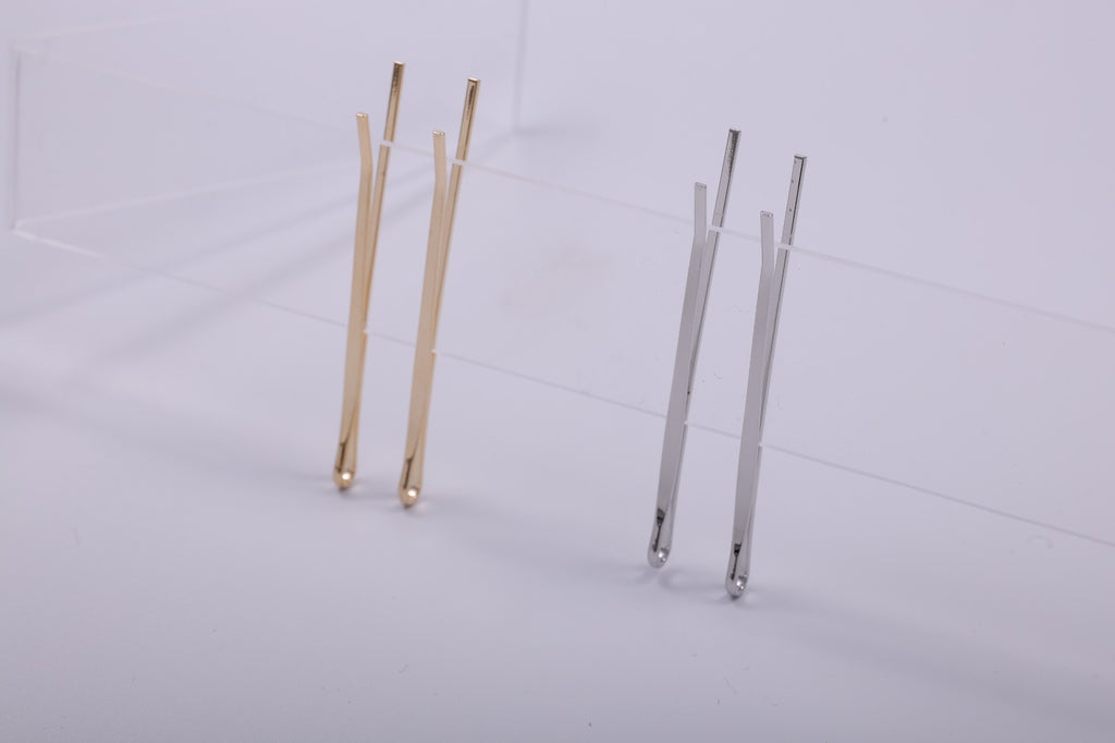 Minimalist Classic Seek Metallic Bobby Pins Set 2