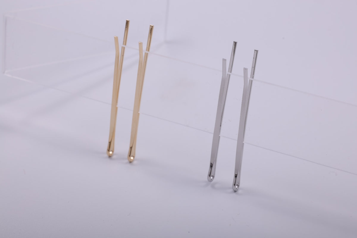 Minimalist Classic Seek Metallic Bobby Pins Set 2