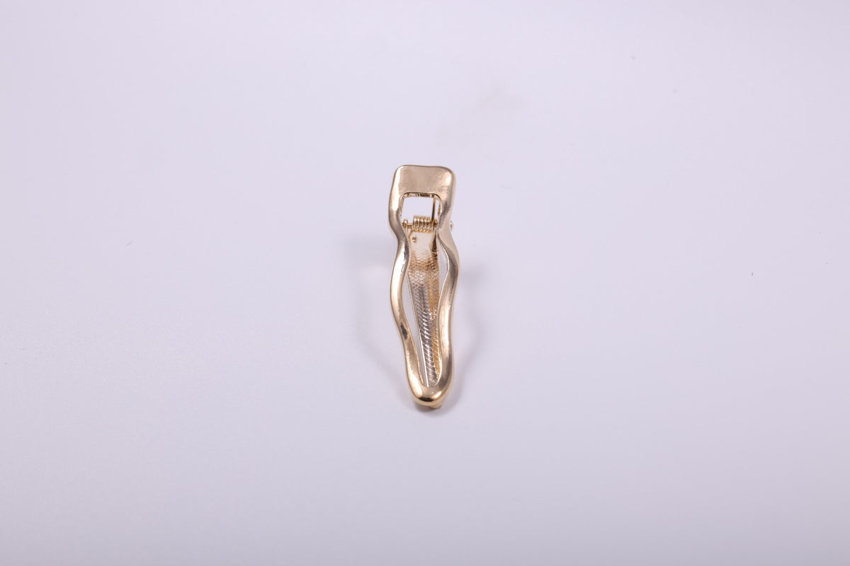 Curved Metallic Duckbill Clip