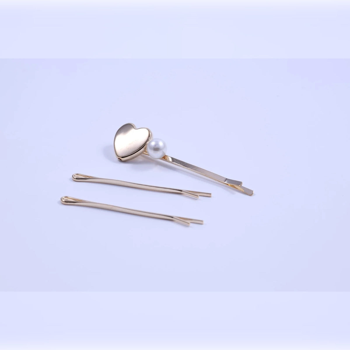 Heart & Pearl Bobby Pin Trio Set | Vybe Global Store - Image 4
