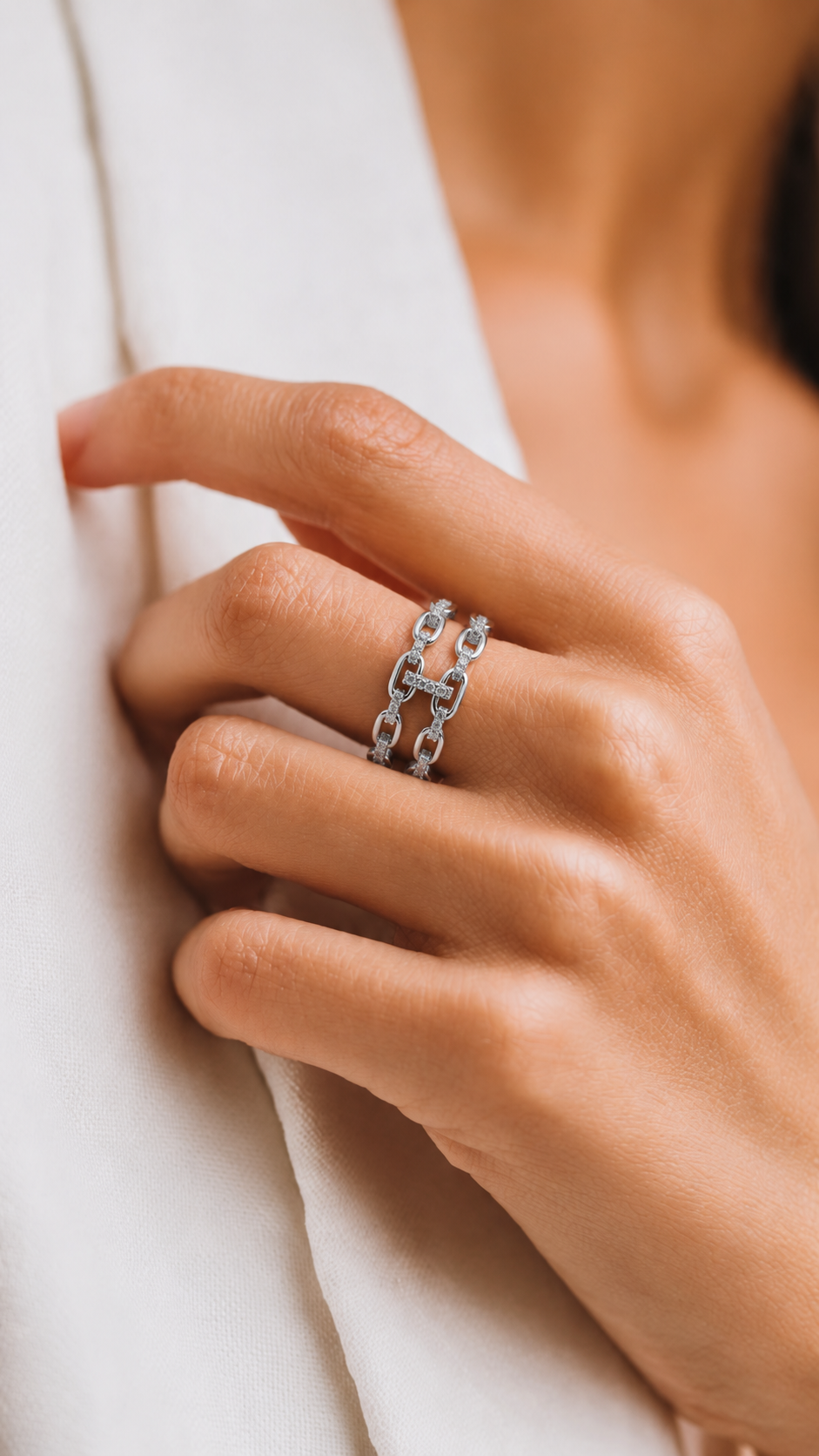 Pavé Chain Link Cuff Ring