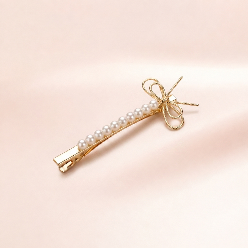Pearl Bow Hair Clip
