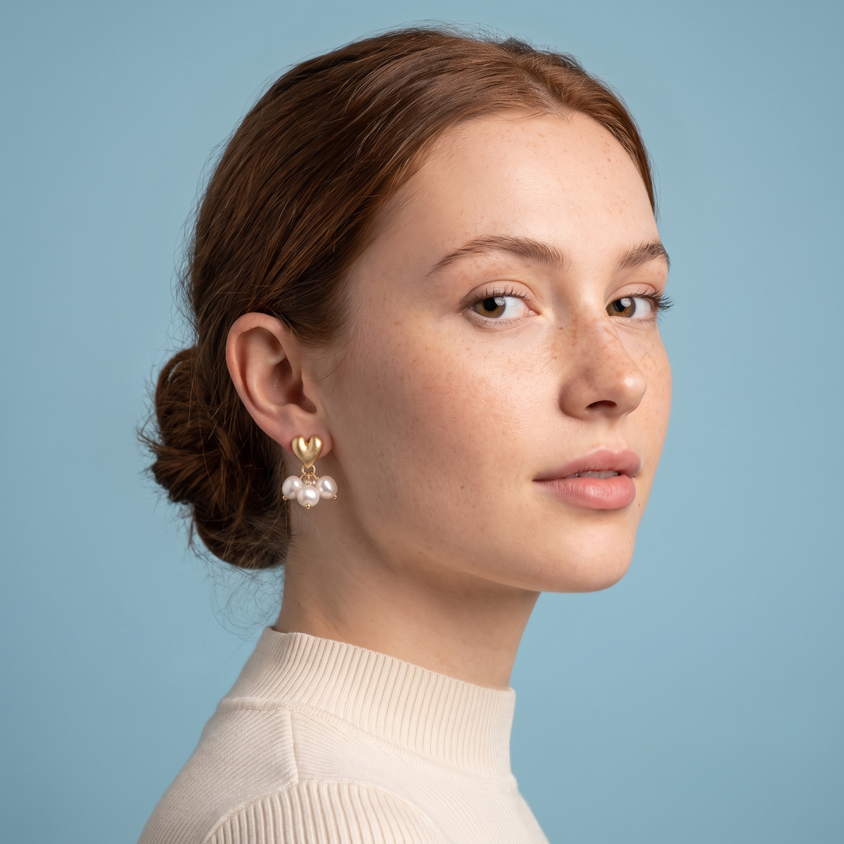 Pearl Cluster Heart Stud Earrings