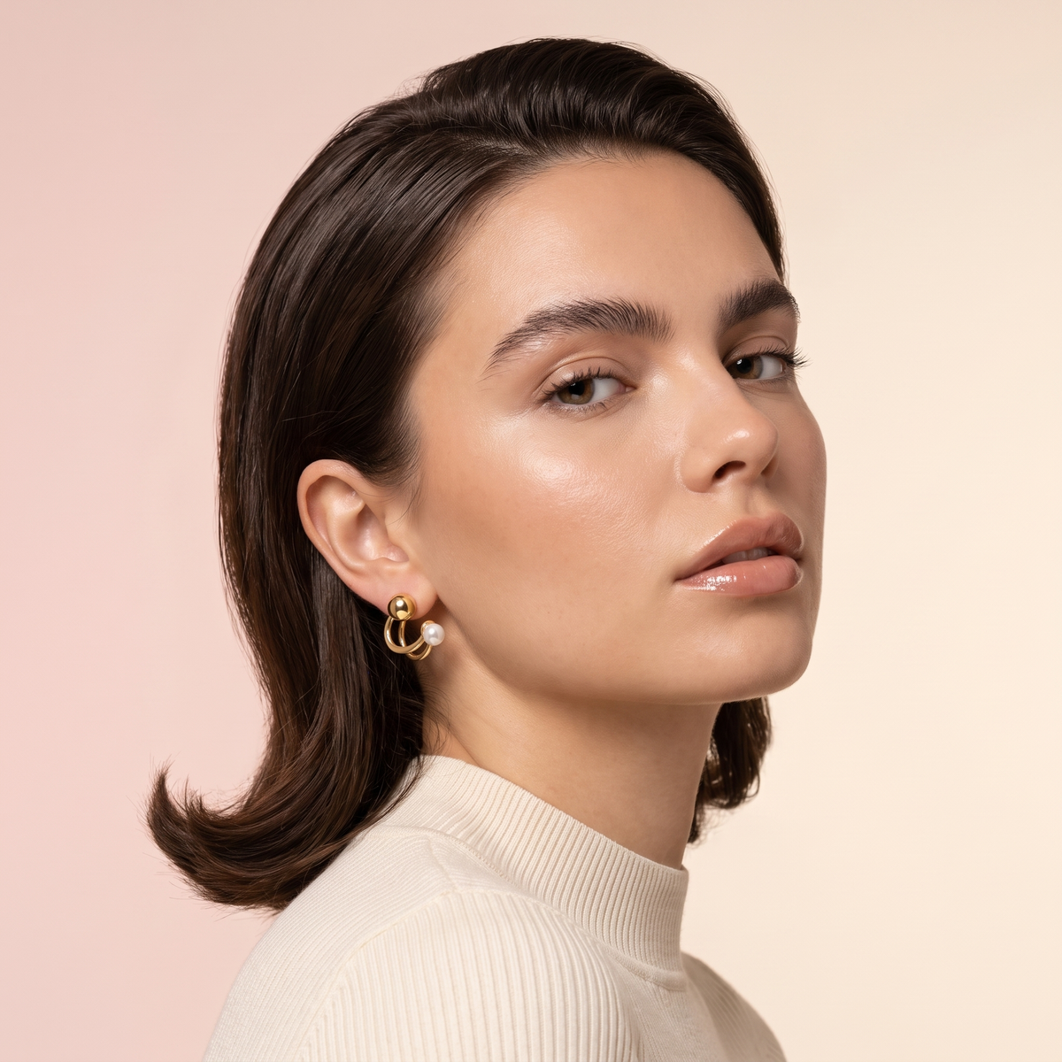 Pearl Cluster Hoop Stud