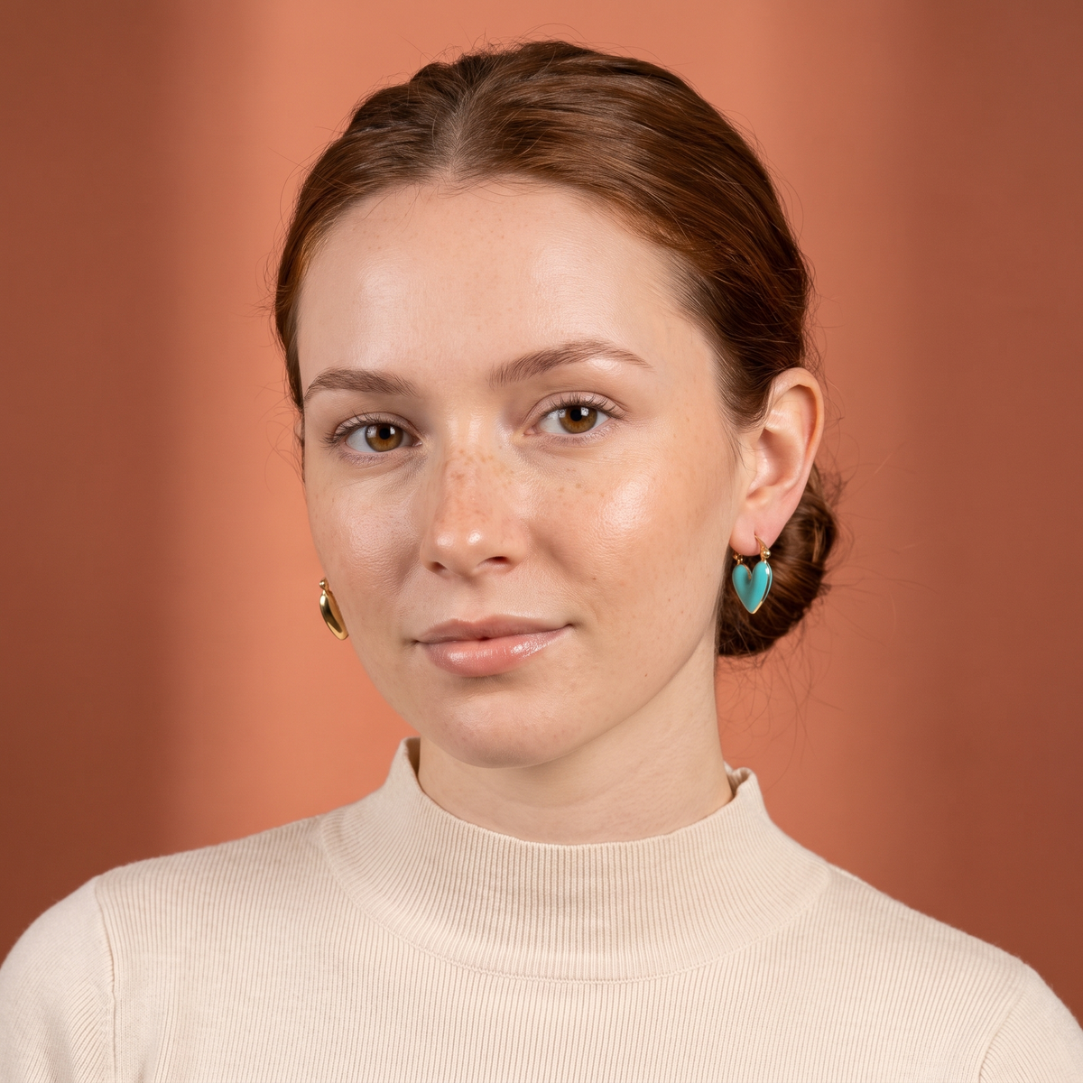 Mismatched Heart Hoop Earrings Blue