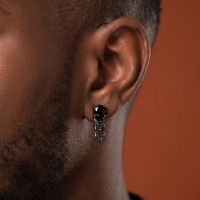 Onyx Chain Link Studs