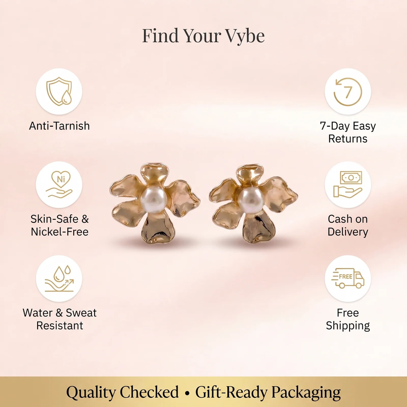 Features and promises: Gold Pearl Flower Stud Earrings