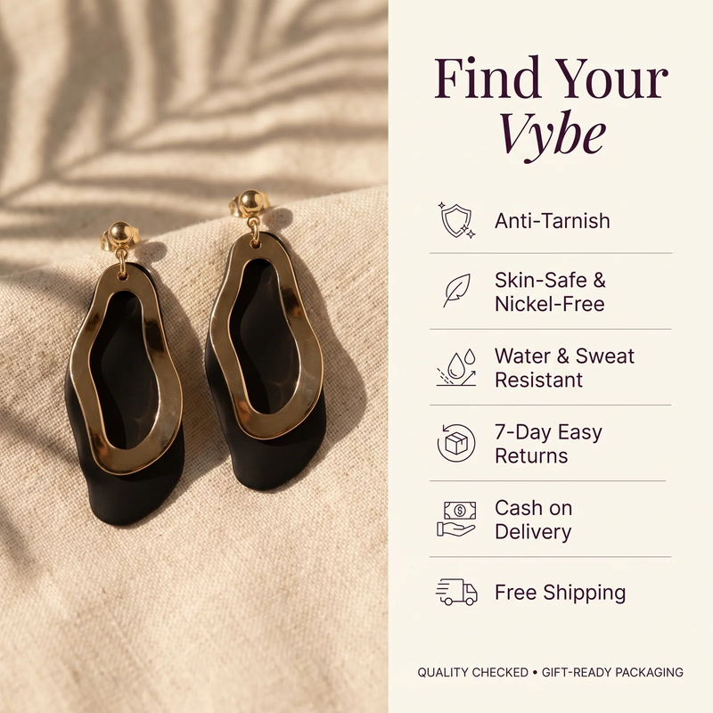 Features and promises: Sculptural Undulating Open Hoop Earrings