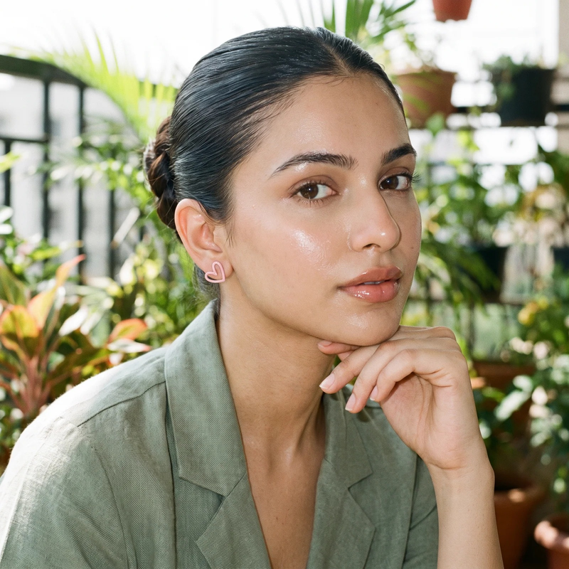 Styled look: Playful Heart & Pavé Stud Duo