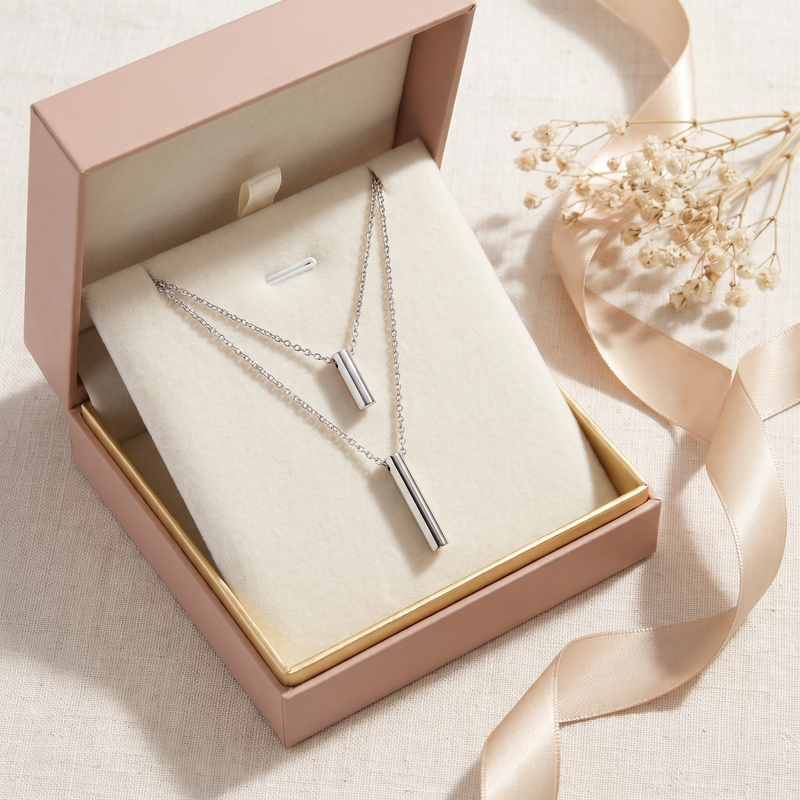 Gift box: Double-Layer Bar Pendant Necklace