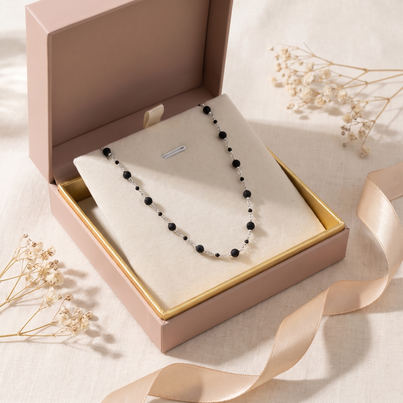 Gift box: Black Onyx Beaded Chain