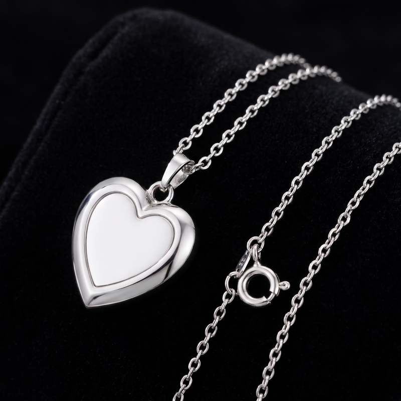 Close-up detail of Silver Heart Pendant Chain