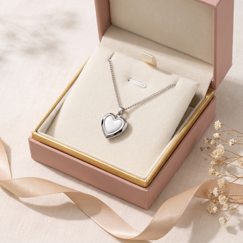 Gift box: Silver Heart Pendant Chain