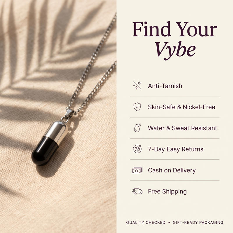 Features and promises: Black Capsule Pendant Chain
