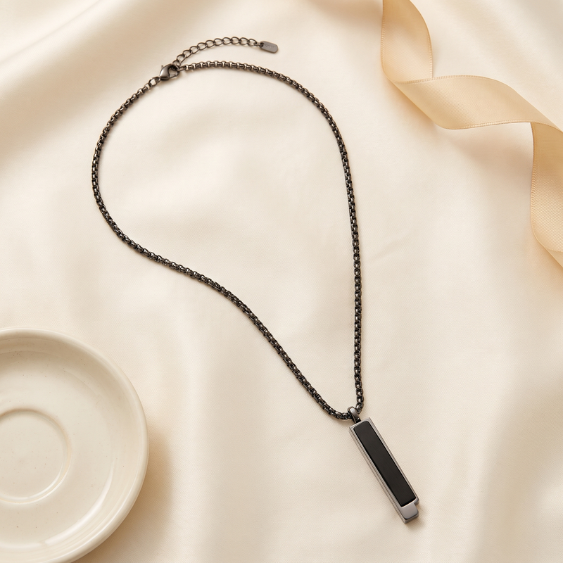 Flat lay of Black Bar Pendant Chain