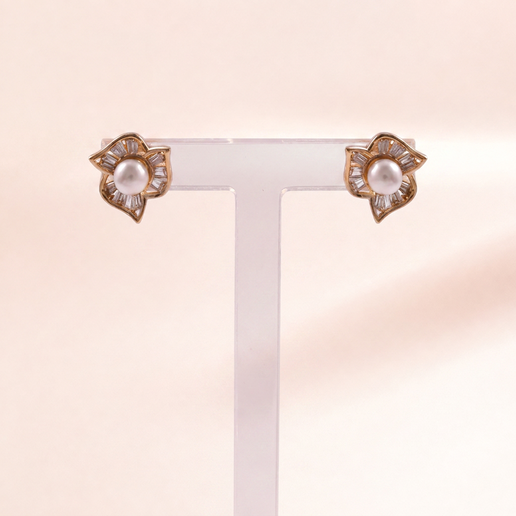 Pearl & Crystal Flower Stud Earrings