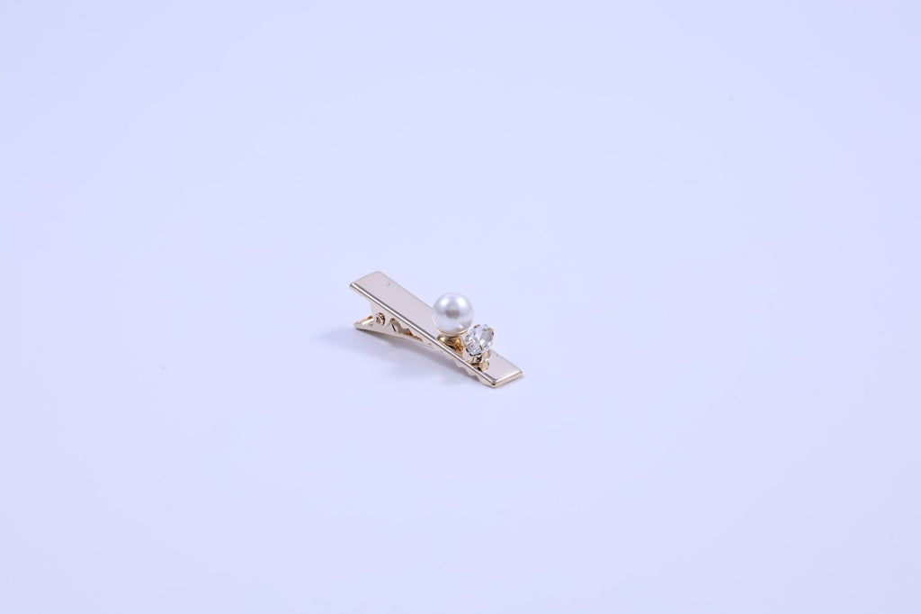 Crystal & Pearl Alligator Hair Clip