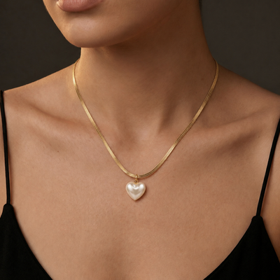 Snake Chain Pearl Heart Necklace