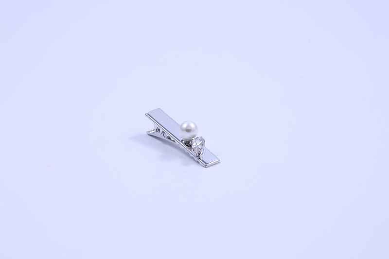 Crystal & Pearl Alligator Hair Clip